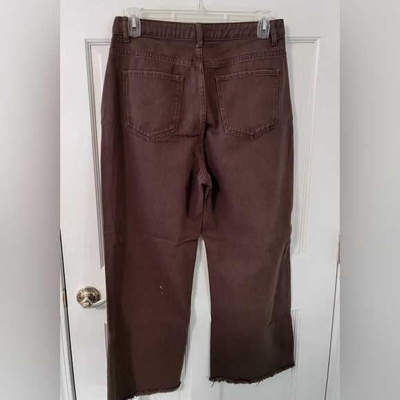 SHEIN Women’s Brown Wide-leg Ripped High-rise Denim Jeans {SHORT LENGTH} - Picture 3 of 9